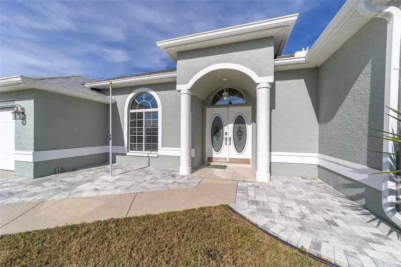 5565 Nw 26th Ln, FL