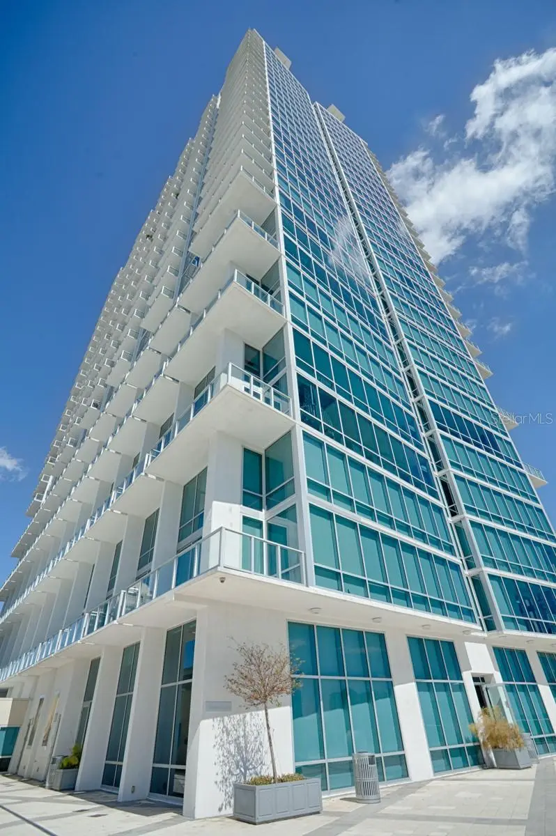 150 E Robinson St #Ph3504, FL
