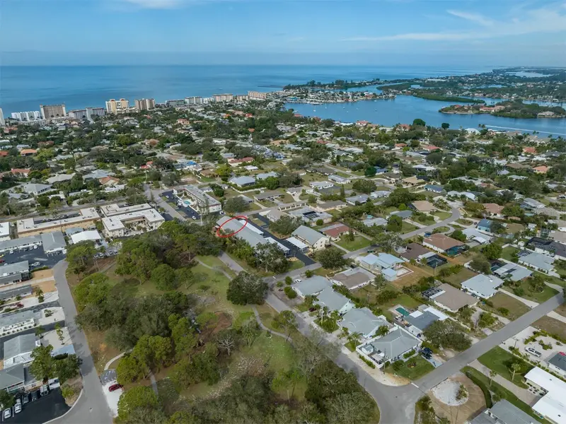 533 Parkdale Mews #533, FL