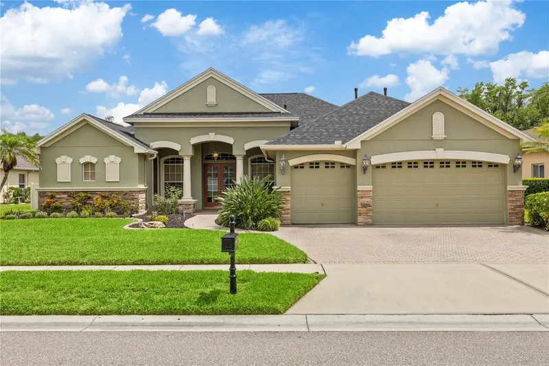3015 Lynwood Ct, FL
