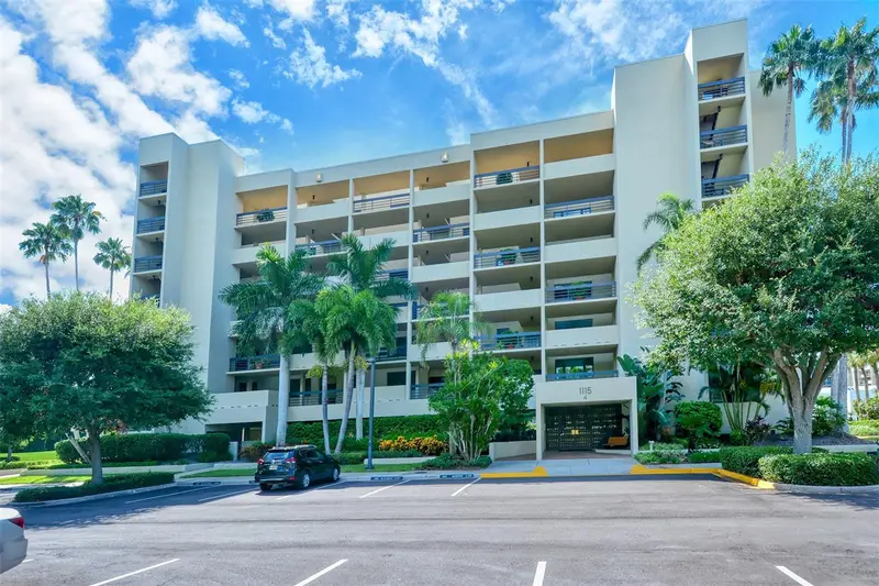 1115 Gulf Of Mexico Dr #401, FL
