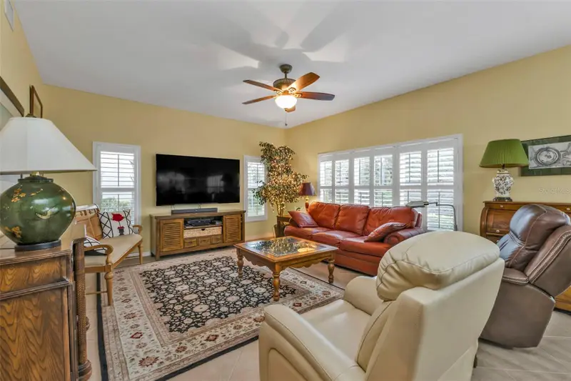 3112 Club Dr #124, FL