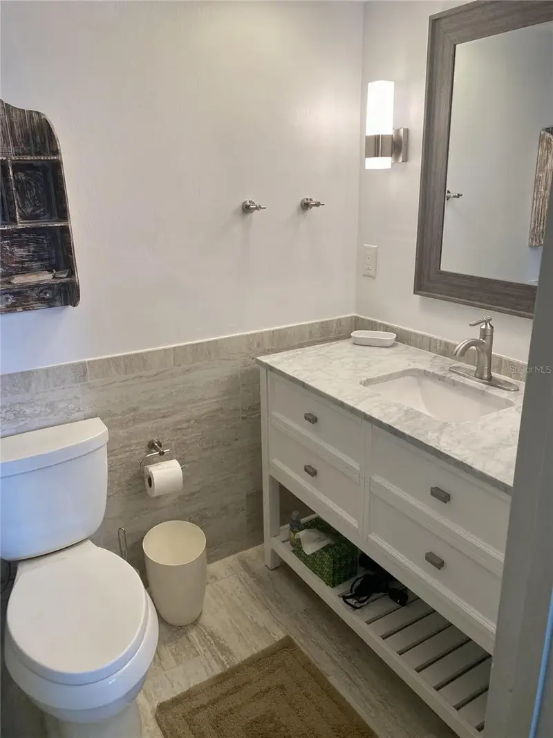815 Ocean Shore Blvd #8a, FL