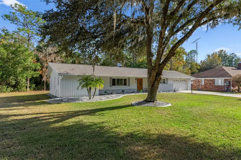 27 Beverly Ct, FL