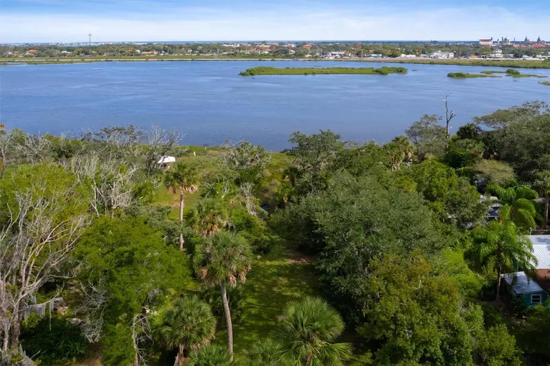 29 & 27a Florida Ave, FL
