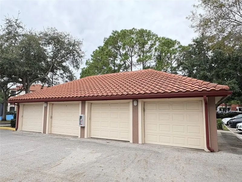 6177 Metrowest Blvd #102, FL