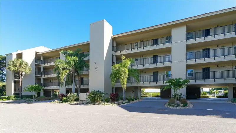 4500 Gulf Of Mexico Dr #206, FL