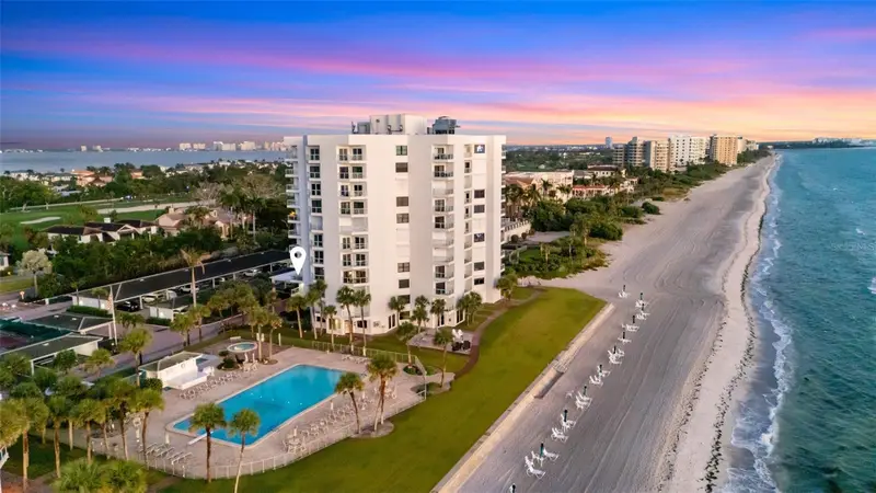 1000 Longboat Club Rd #204, FL
