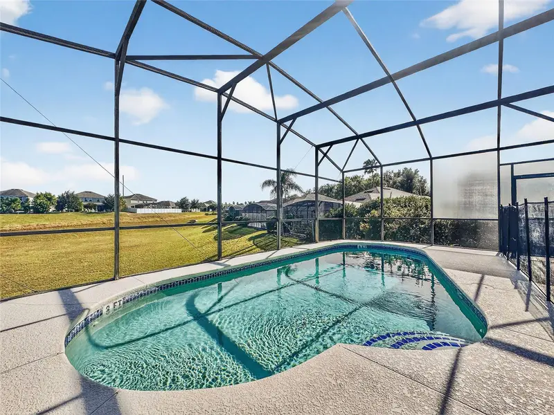 467 Calabay Parc Blvd, FL