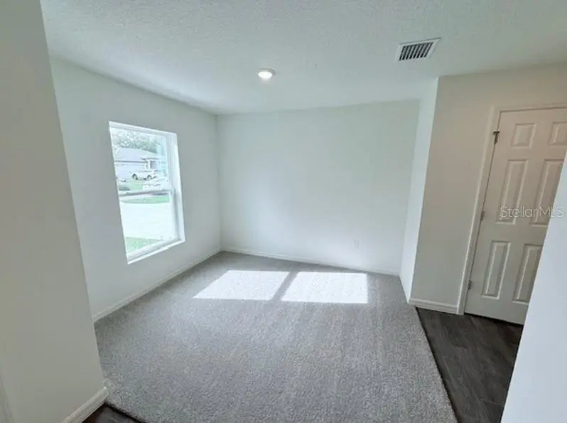 35 Richmond Dr, FL
