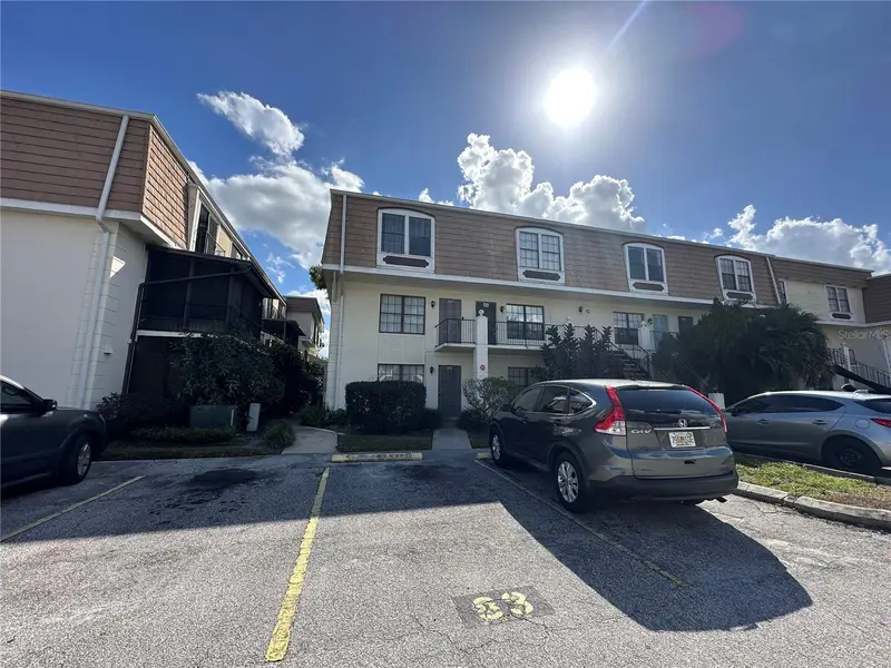 6060 Village Circle, FL