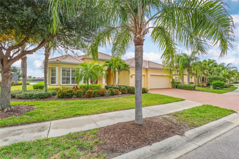1646 Creek Nine Dr, FL