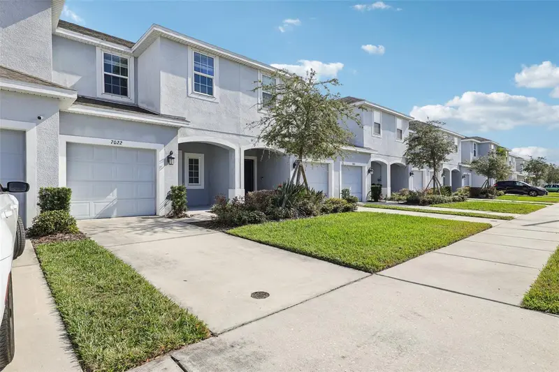 7022 Summer Holly Pl, FL