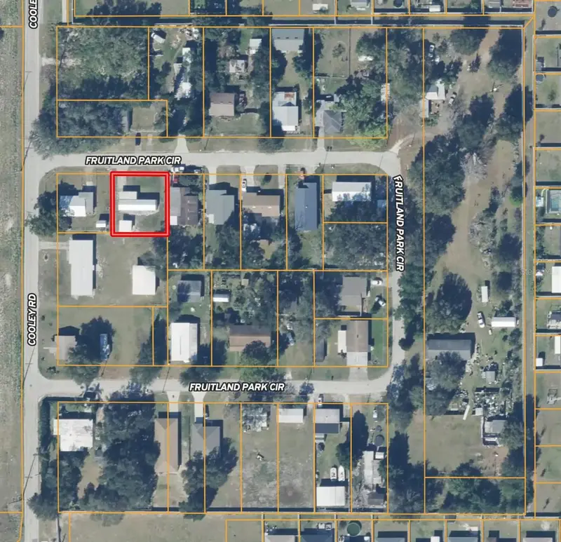 1821 Fruitland Park Cir, FL