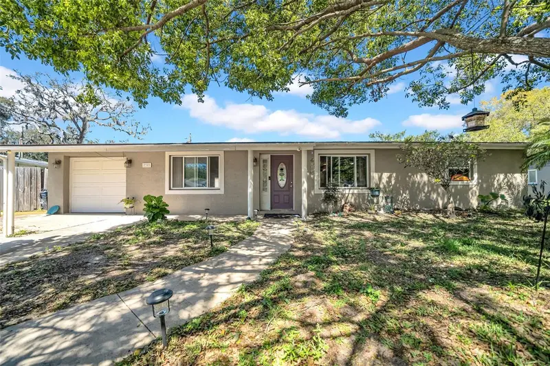 7353 Banner St, FL