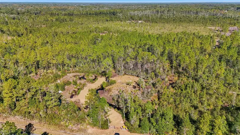 Ne 212th Street Rd, FL