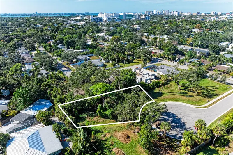 3 Datura St, FL