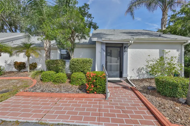 1305 Spry Ct, FL