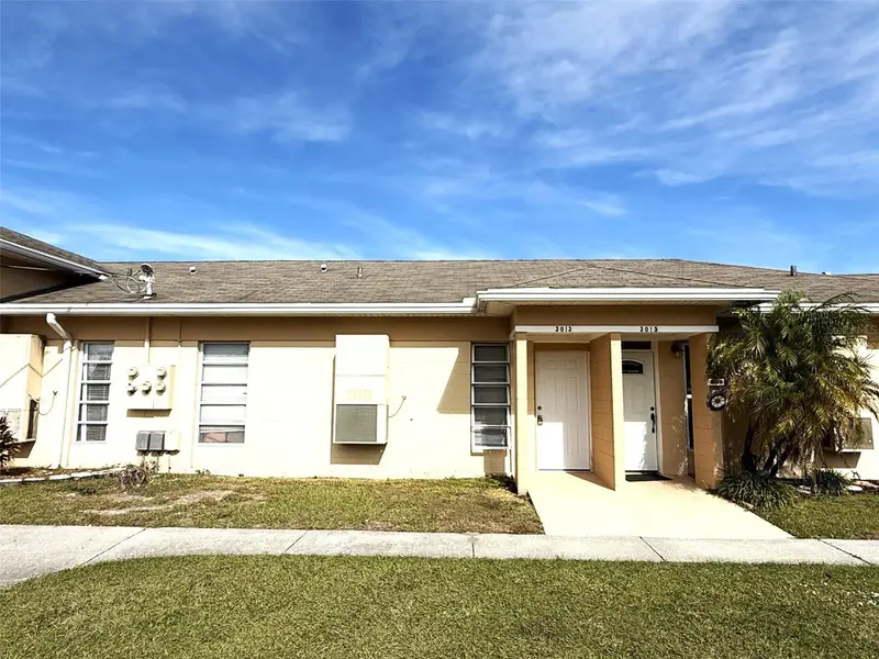 3013 Club Cir, FL
