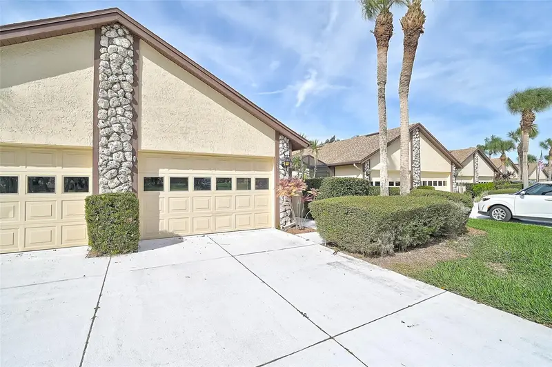 5633 Avista Dr #5634, FL