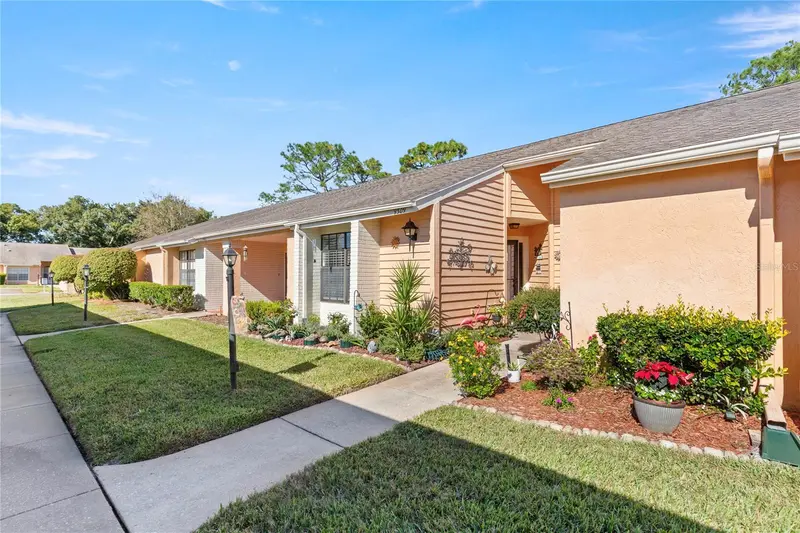 9309 Trowbridge Ct, FL