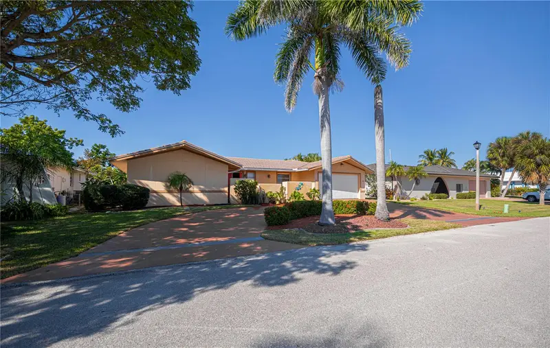 69 Sabal Dr, FL