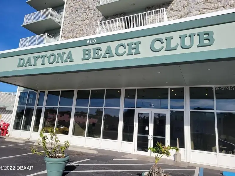 800 N Atlantic Ave #420, FL