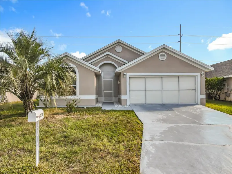 230 Halstead Dr, FL
