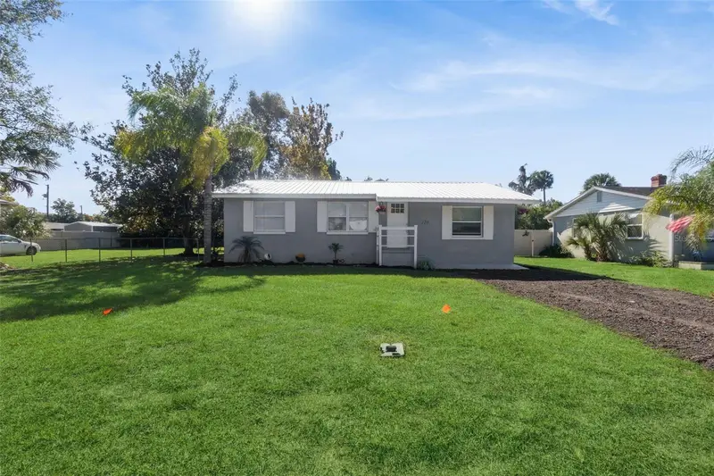 126 Kensington Rd, FL