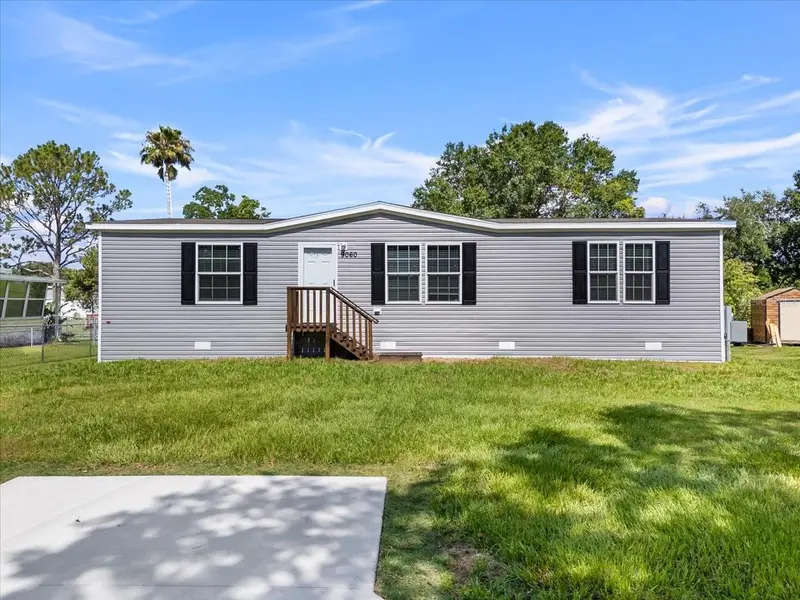 54 Oakridge Dr, FL