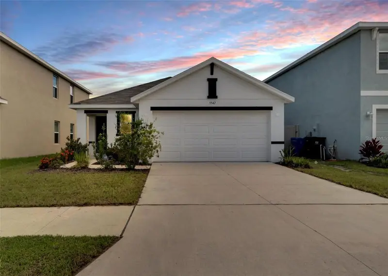 5547 Logan Cave Ave, FL