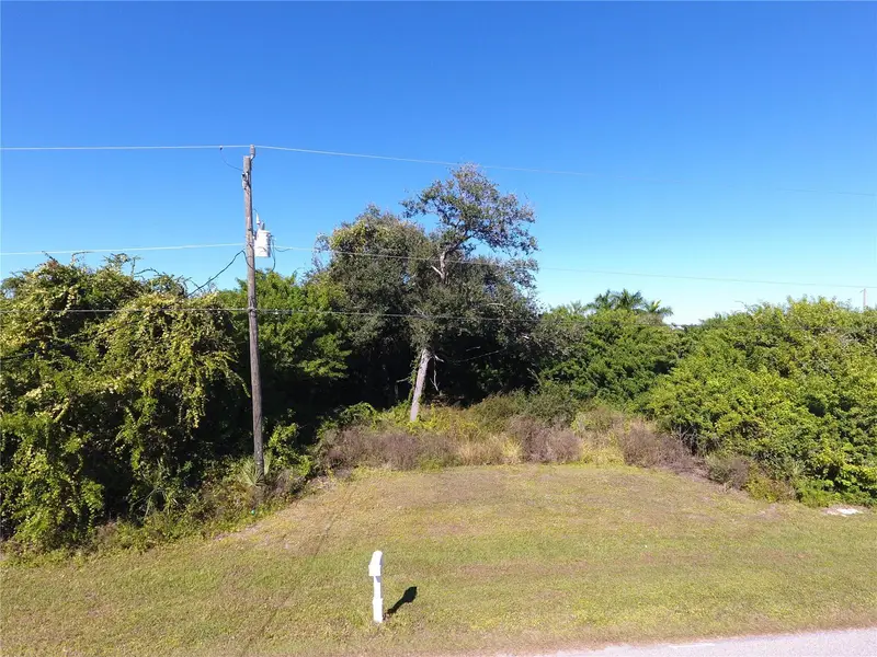 394 Albatross Rd, FL
