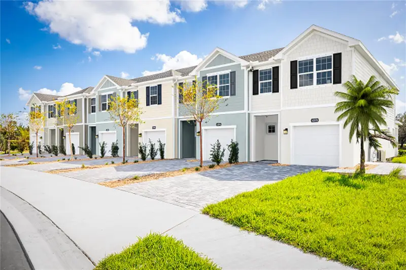 Kendall Pointe pending