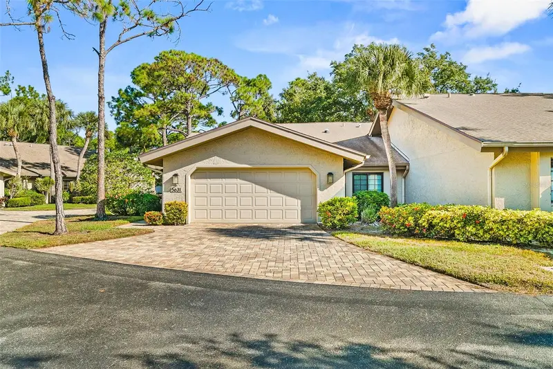 5631 Pipers Waite #12, FL