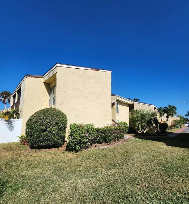 3415 Clark Rd #215, FL