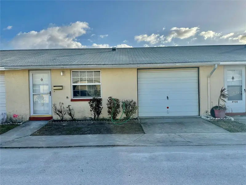 4930 Getner St, FL