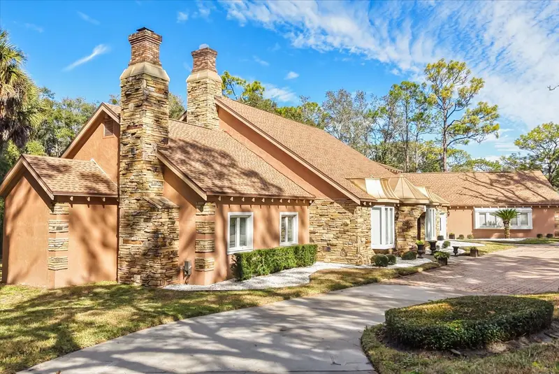 301 Magnolia Lake, FL