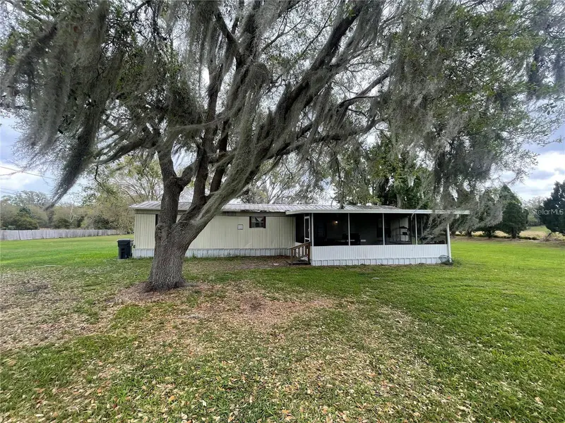 610 Grove Dr, FL