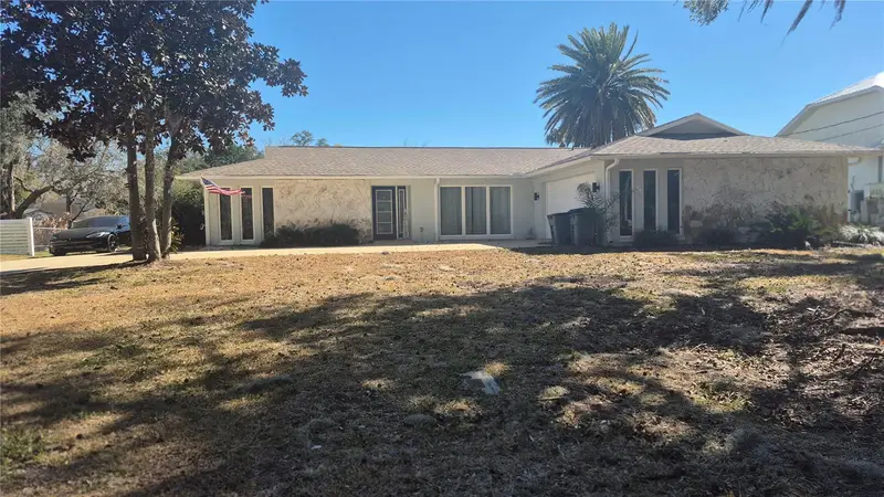 571 Nw 14th Pl, FL