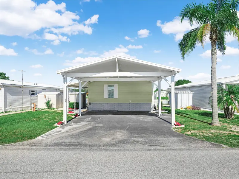 16 Queen Of Waters St, FL