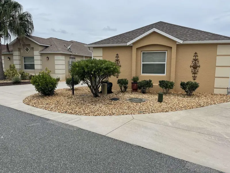 1067 Carver Ct, FL