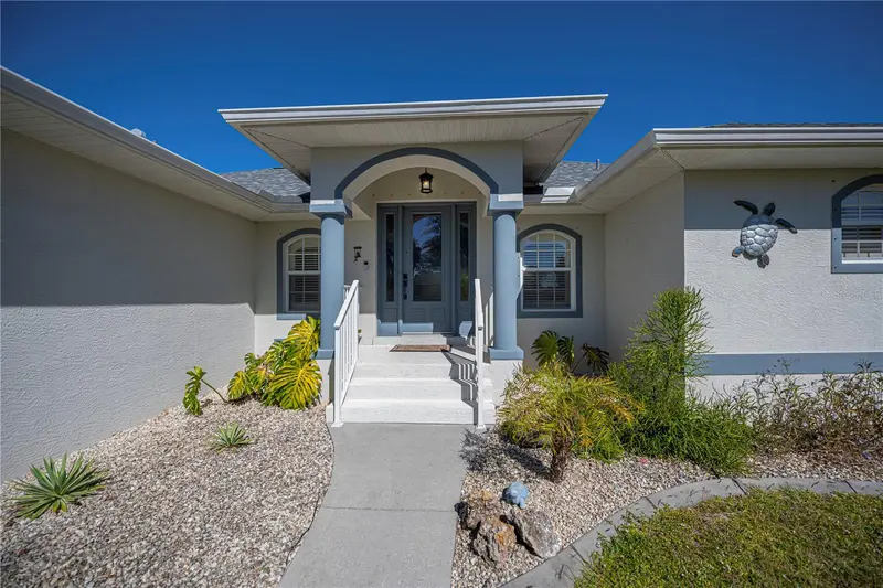 271 Annapolis Ln, FL