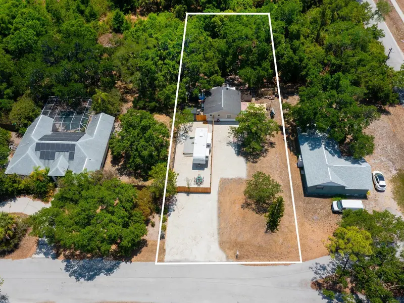 3200 Tobero Ln, FL