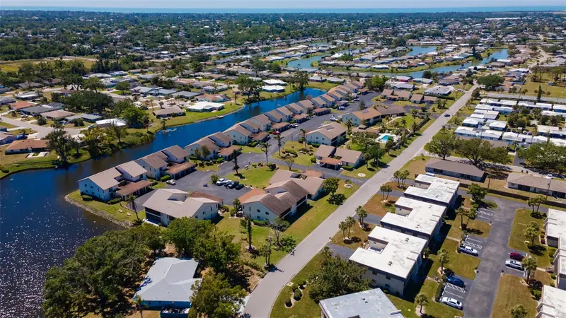 1770 Lake Pl #1770d, FL