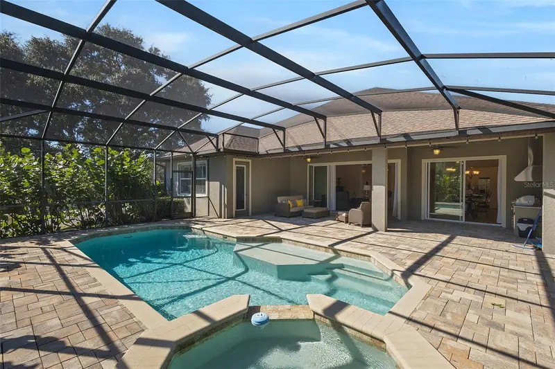 39500 Hillrise Ln, FL