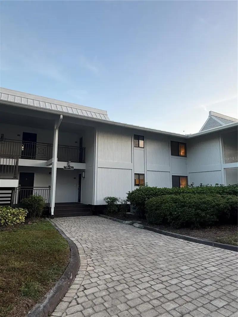 4786 Fox Hunt Dr #D743, FL