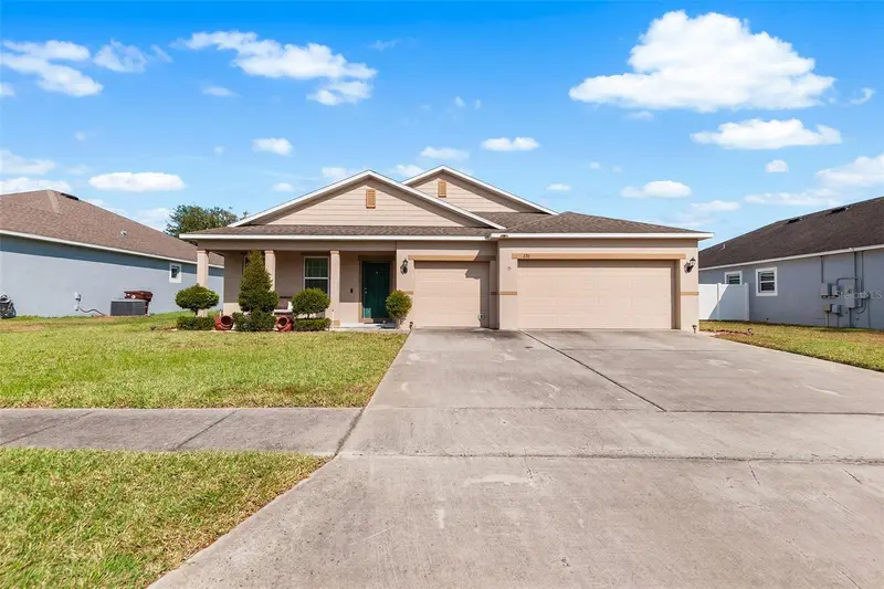 236 Barrington Dr, FL