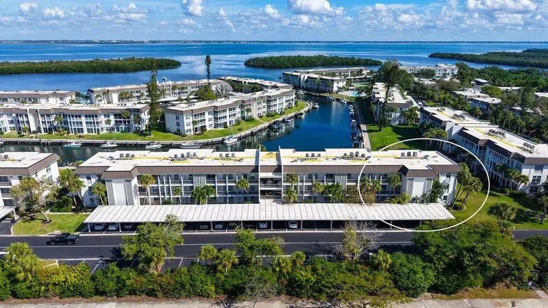 4350 Chatham Dr #Unit E-208, FL