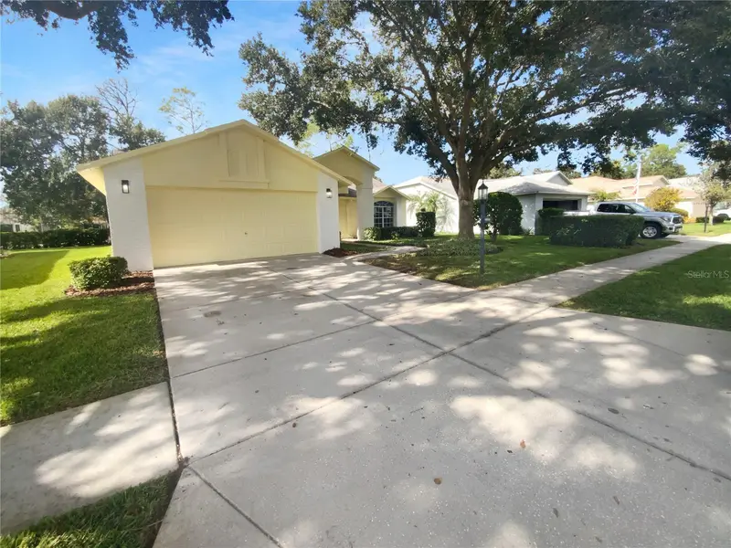 18535 Hidden Pines Way, FL