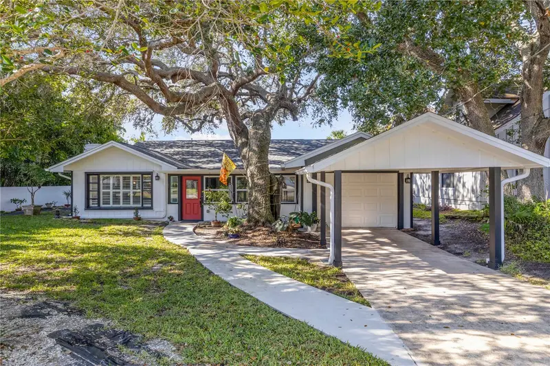 4602 Saxon Dr, FL